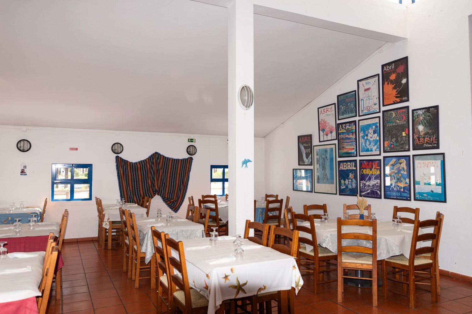 Hotel Parque De Campismo Orbitur Sitava Milfontes Malhadinhas Exterior foto