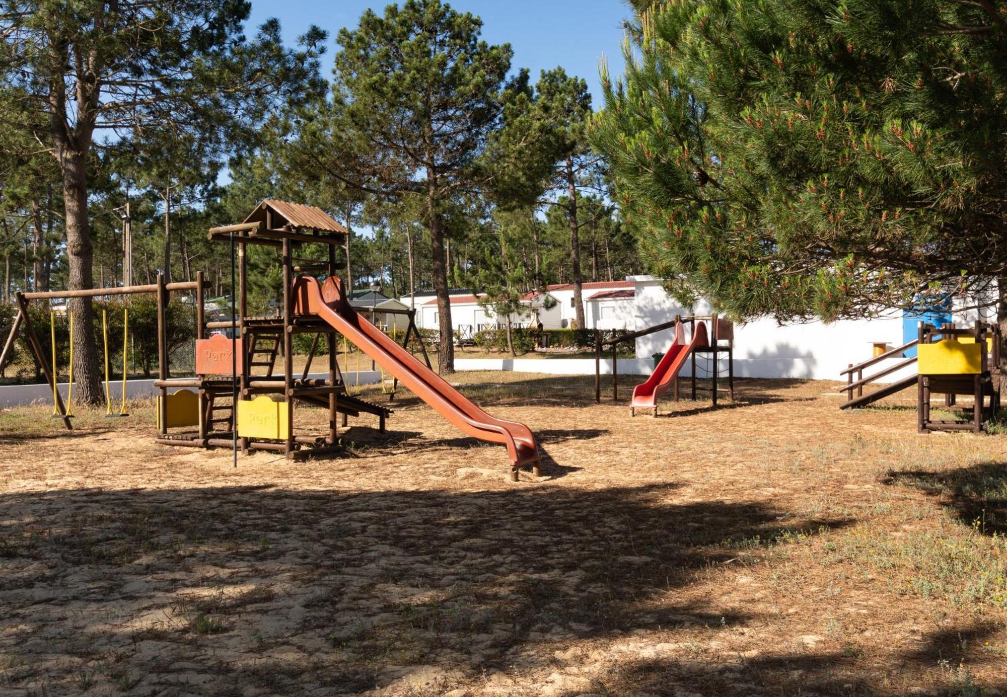 Hotel Parque De Campismo Orbitur Sitava Milfontes Malhadinhas Exterior foto